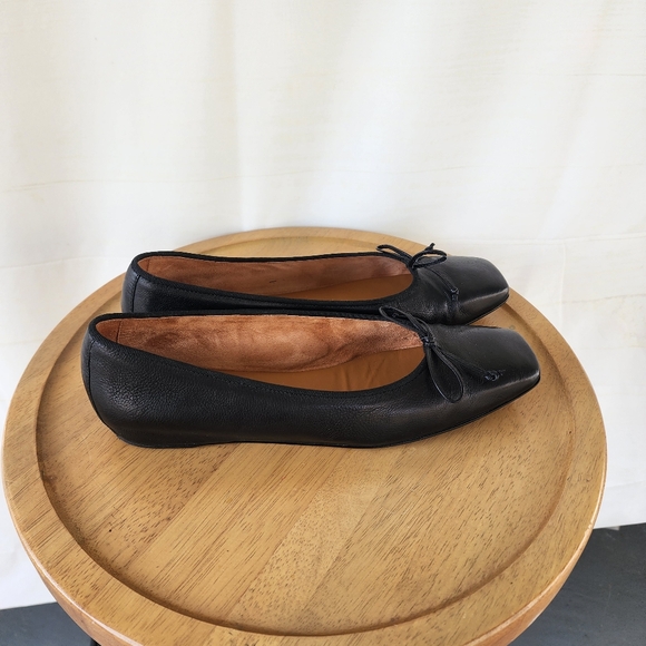 M. Gemi The Danza Black Leather Ballet Flats - Picture 5 of 13